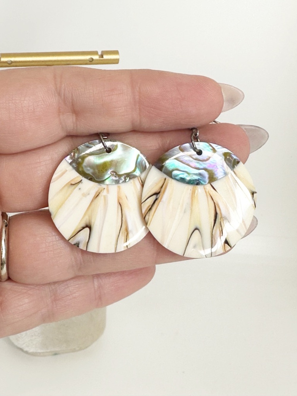 Cream Marbled Shell Disc Drop Earrings with Iridescent mother of pearl Accent